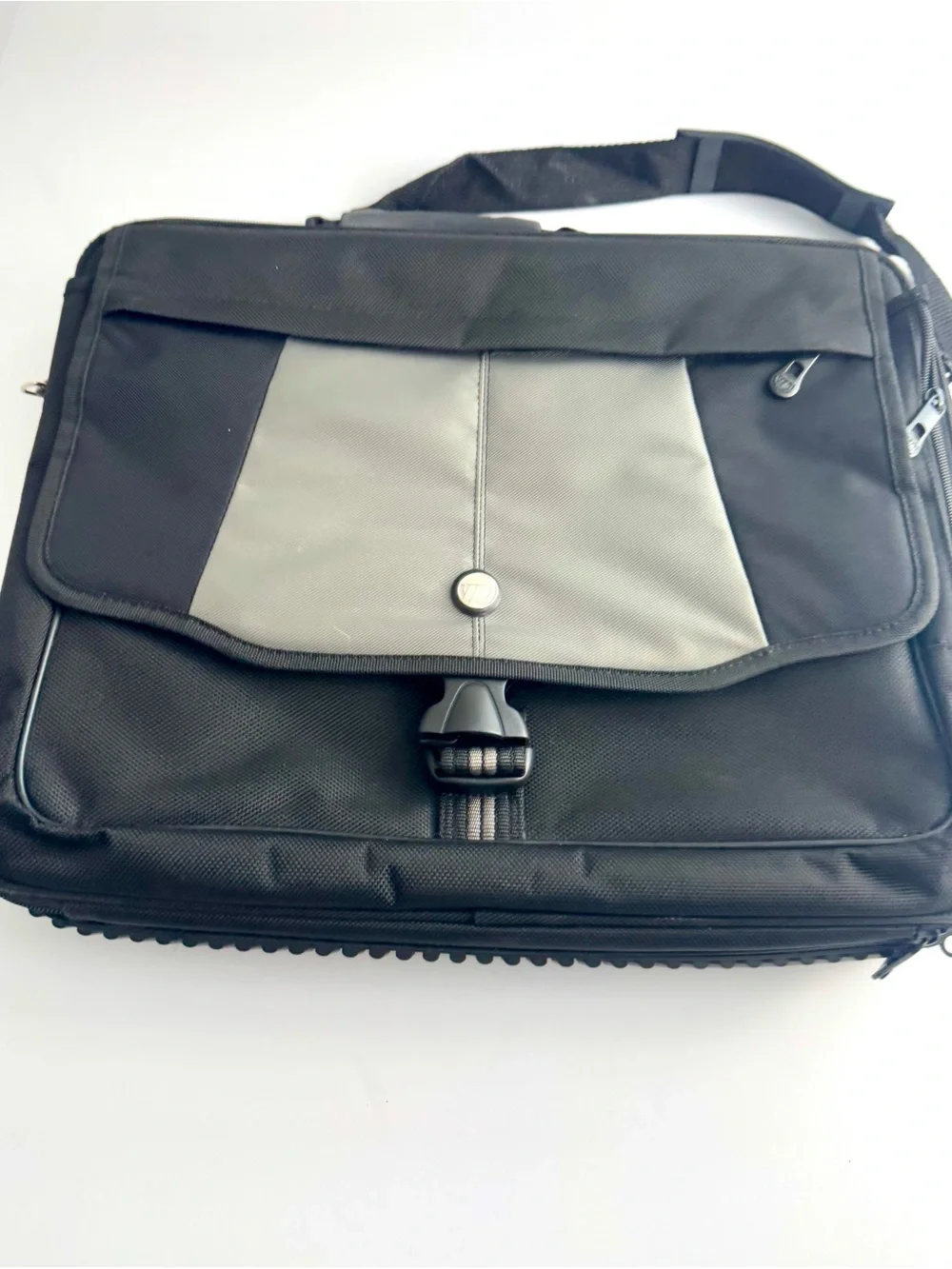 Targus Black and Gray Laptop Briefcase with Front Flap